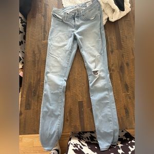 Levi’s 711 skinny jeans